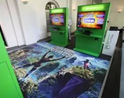 Xbox One Mall Invasion: Microsoft startet Tour durch ausgesuchte Einkaufszentren und Fachmärkte 23 xbox mall tour 02