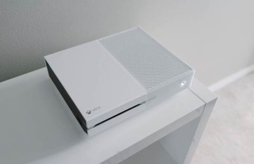 Weiße Xbox One