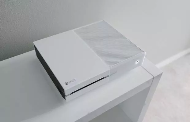 Weiße Xbox One