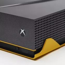 Xbox One S im Lamborghini Centenario Design