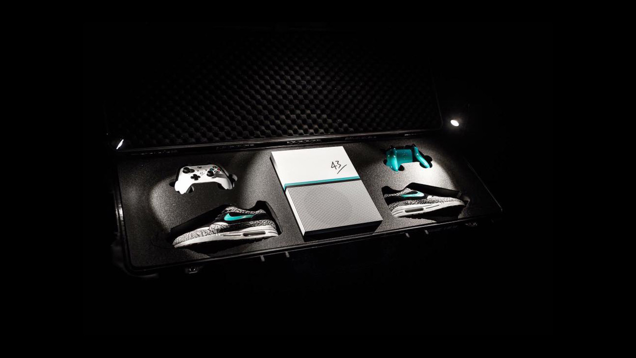 Xbox One S - Nike Air Max 1 Atmos