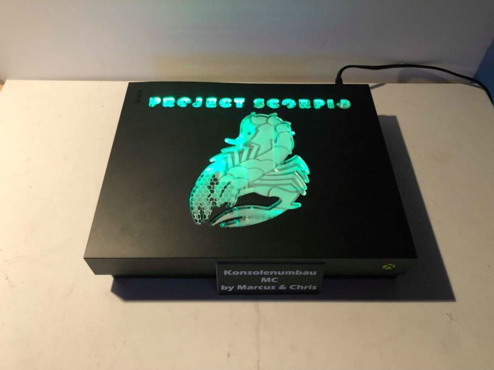 Xbox One X: Project Scorpio Acryl-Glas Mod Xbox One X: Project Scorpio Acryl-Glas Mod
