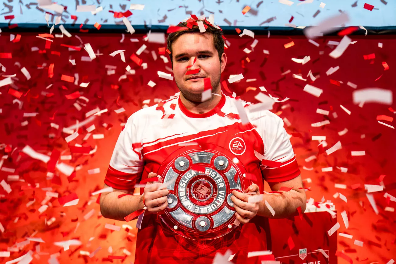 TAG HEUER - Virtuelle Bundesliga