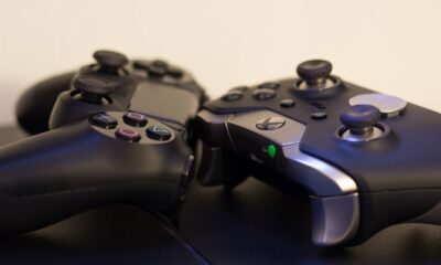 PlayStation - Xbox