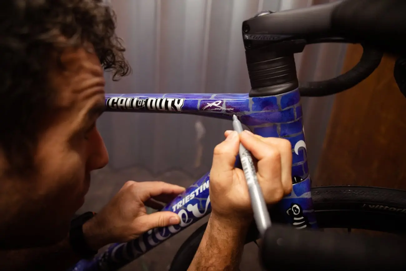 Rennrad von Mark Cavendish und Call of Duty