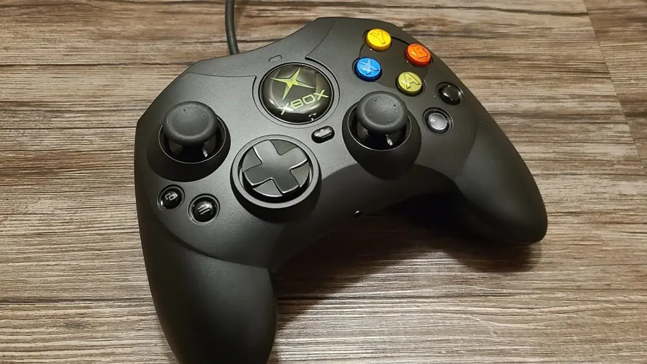 Hyperkin "DuchesS" Xbox Controller