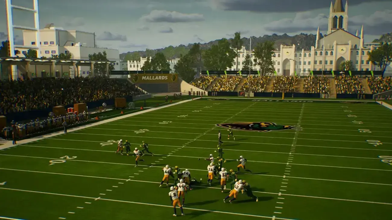 Maximum Football